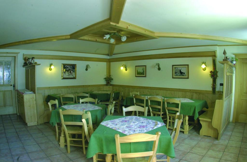 Agriturismo Prati Oitzinger Valbruna Bagian luar foto